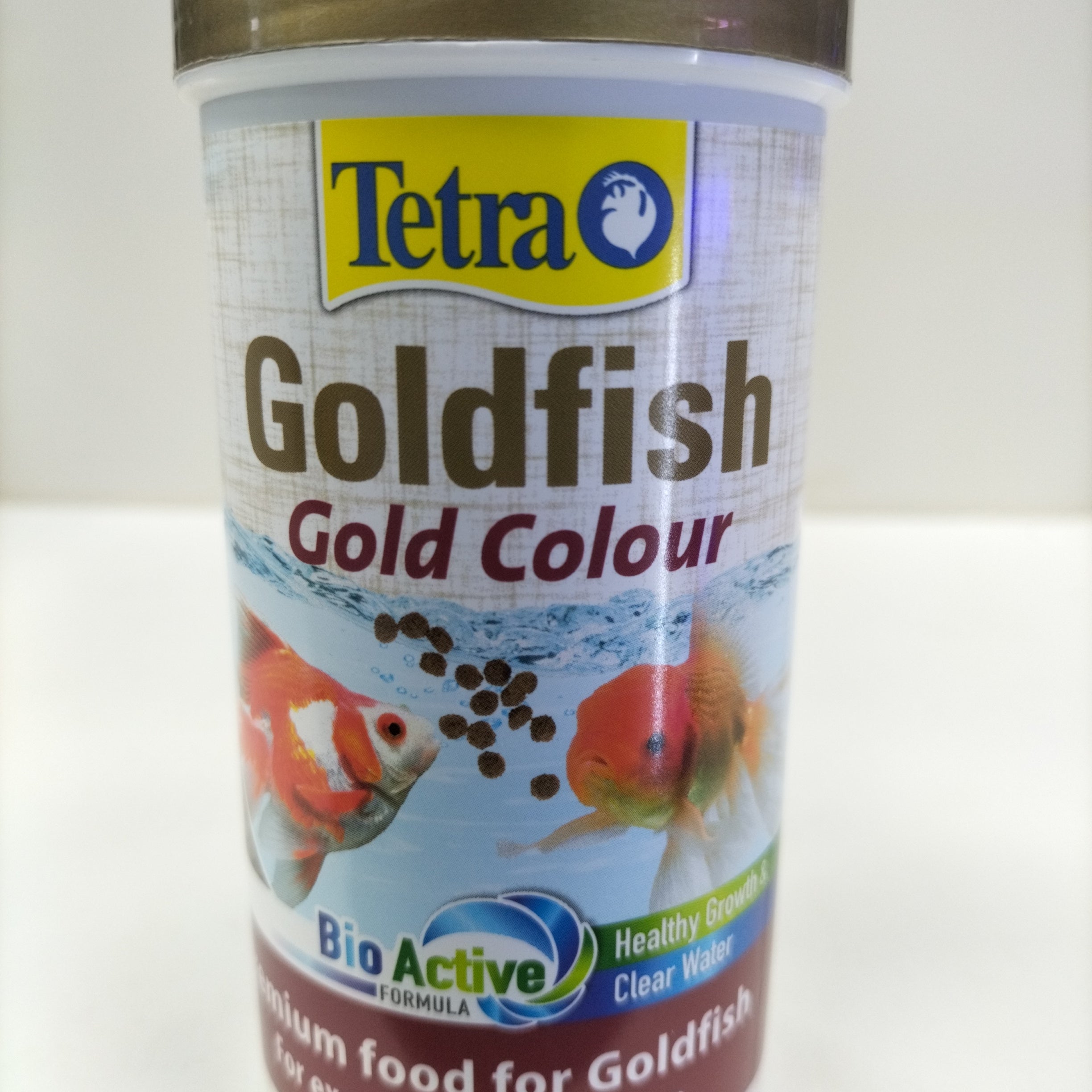 TETRA GOLDFISH GOLD COLOUR FISH FOOD 113G